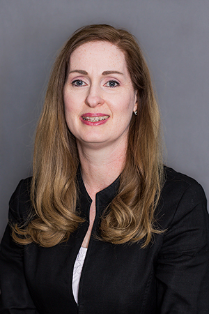 Carolyn Callen Headshot