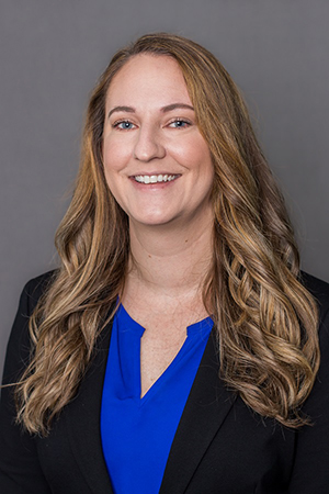 Lisa Guthrie Headshot