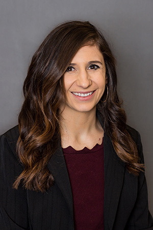 Ellie Martin Headshot