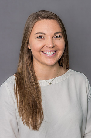 Madyson Tracy Headshot